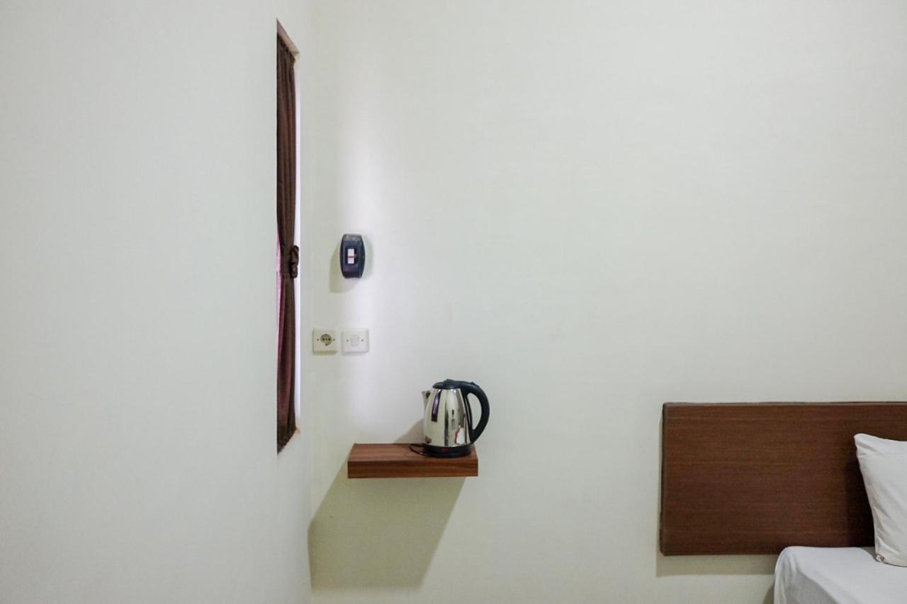 Reddoorz Syariah Near Exit Tol Pemalang Comal 2 Hotel Exterior photo