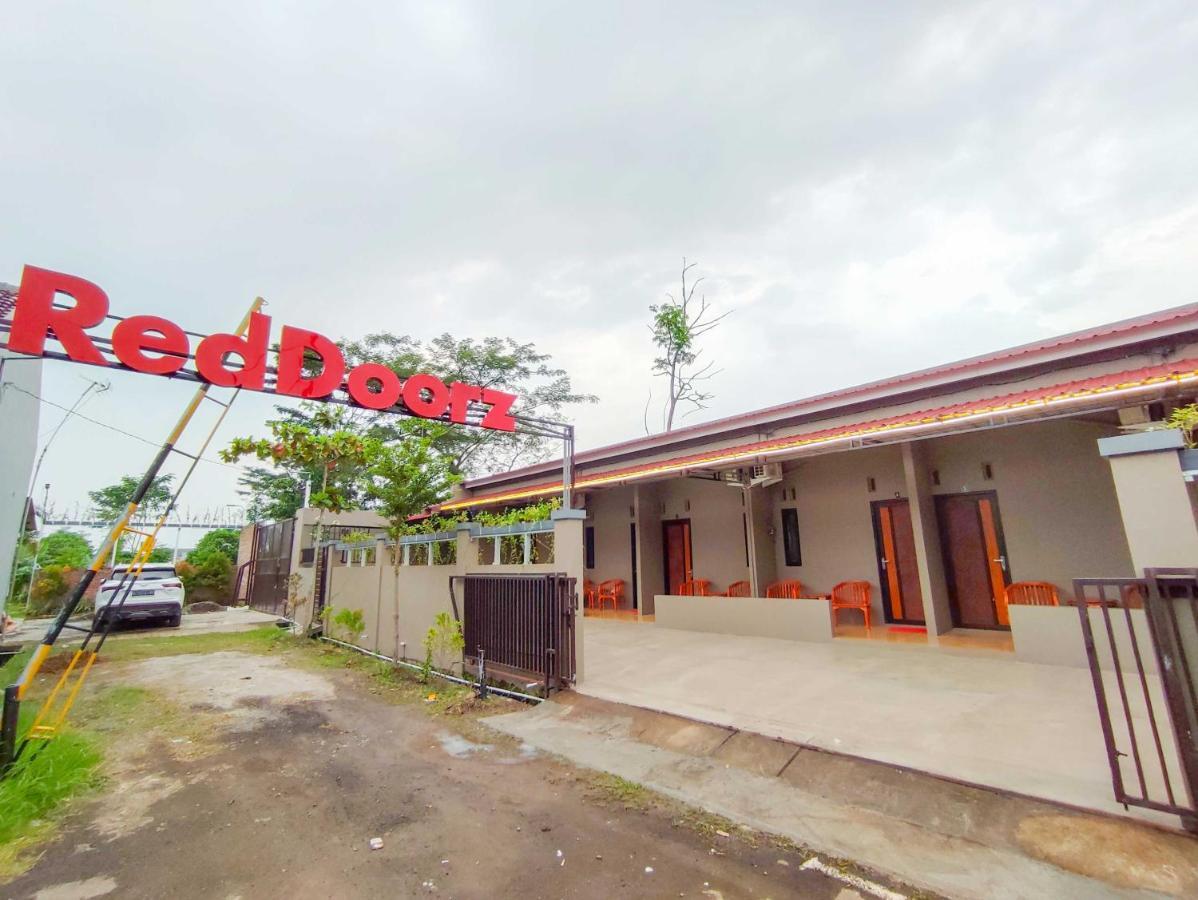 Reddoorz Syariah Near Exit Tol Pemalang Comal 2 Hotel Exterior photo
