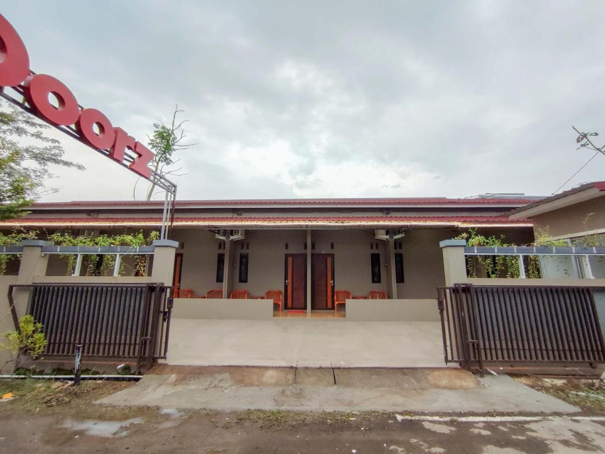Reddoorz Syariah Near Exit Tol Pemalang Comal 2 Hotel Exterior photo
