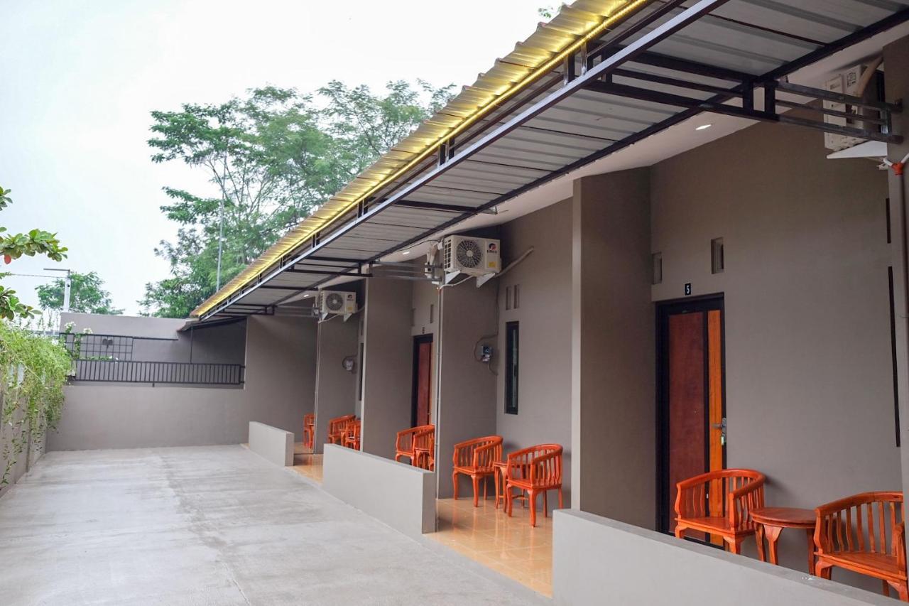 Reddoorz Syariah Near Exit Tol Pemalang Comal 2 Hotel Exterior photo